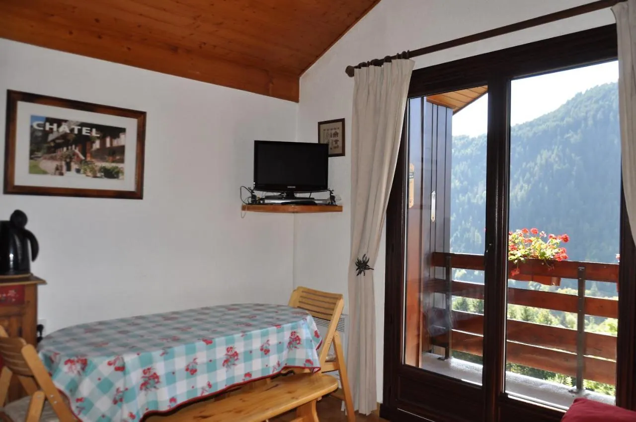 Biches Apartment Chatel