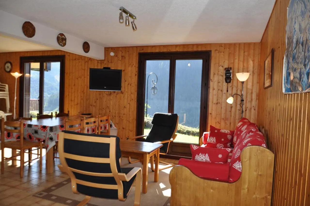 Biches Apartment Chatel