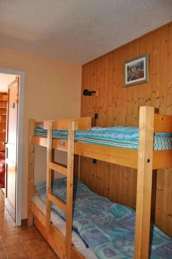 Biches Apartment Chatel