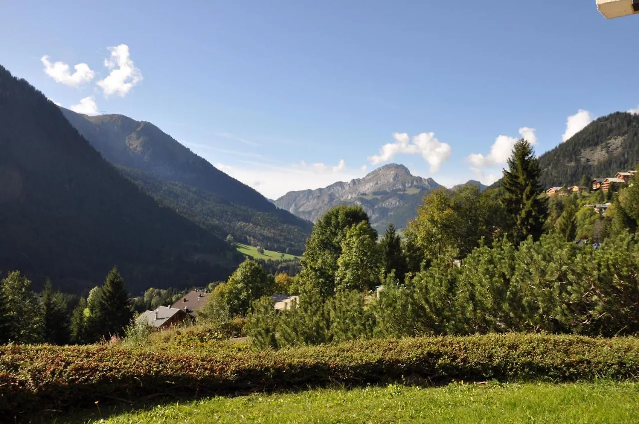 Biches Apartment Chatel