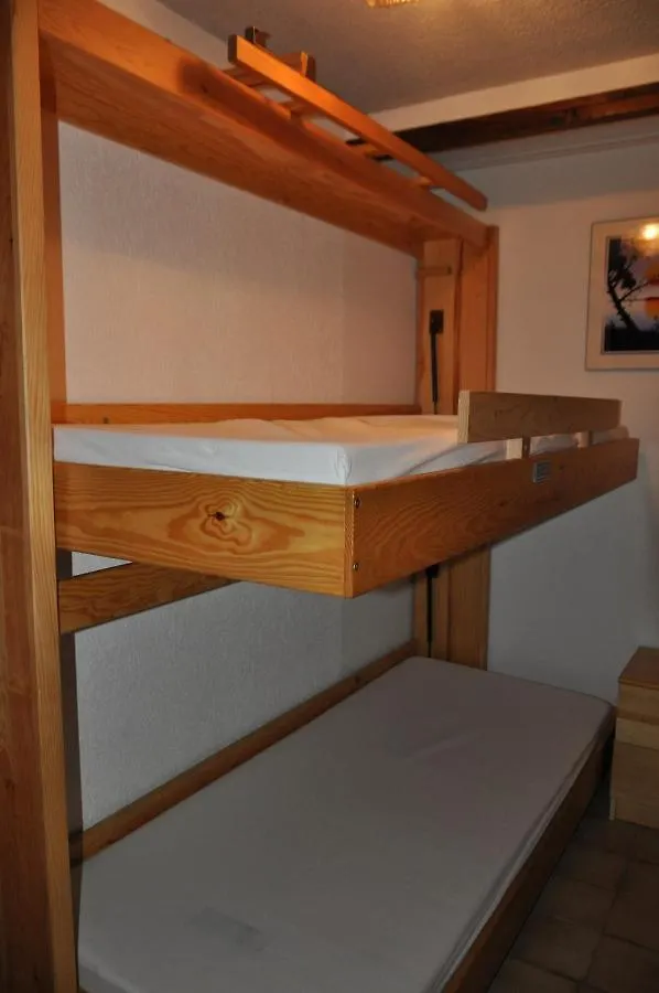 Biches Apartment Chatel