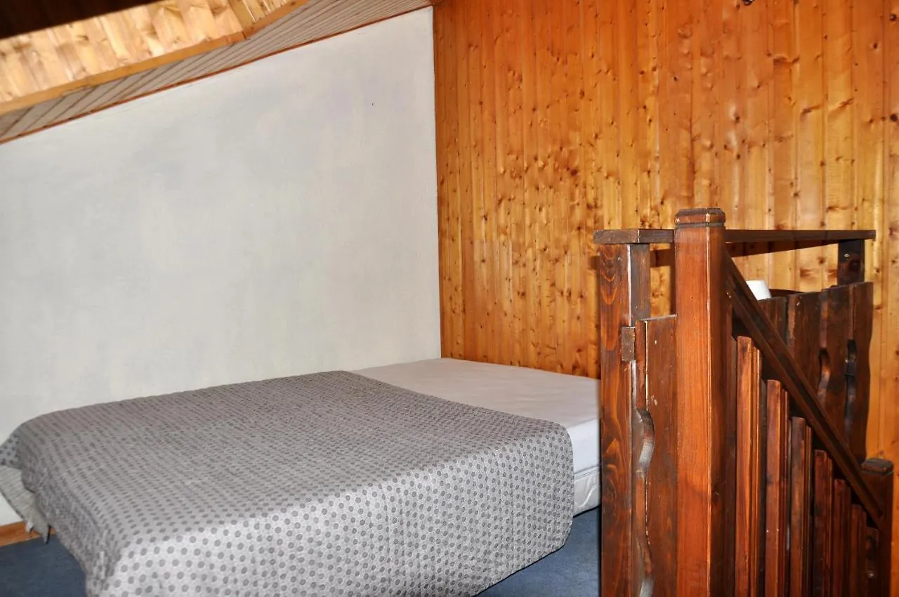 Biches Apartment Chatel